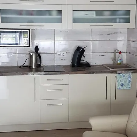 Апартаменты Szikora Apartman, *